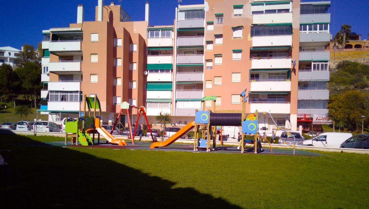 Playa La Cala In Front Of The Beach Free Parking Daire Málaga Dış mekan fotoğraf