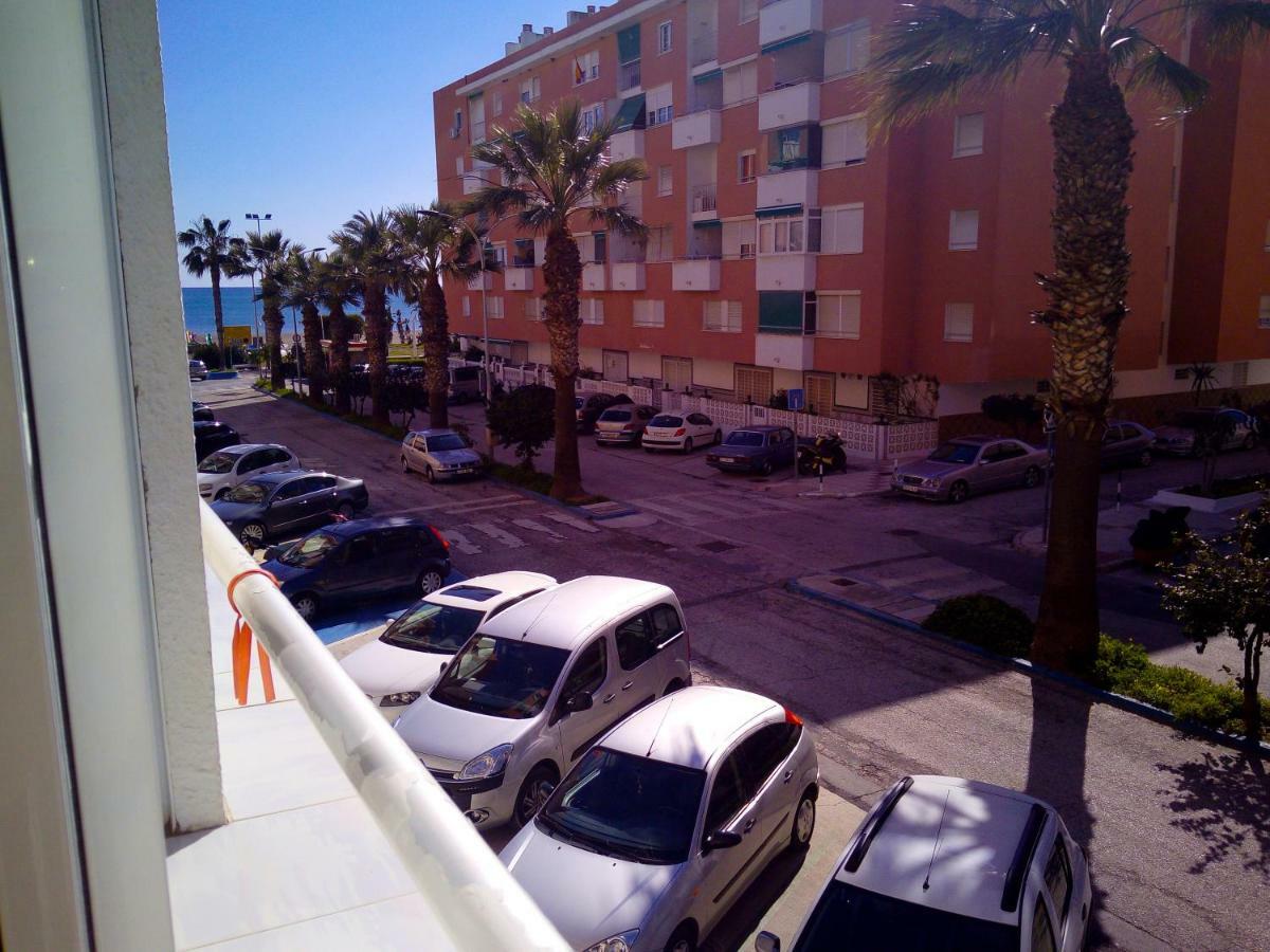 Playa La Cala In Front Of The Beach Free Parking Daire Málaga Dış mekan fotoğraf